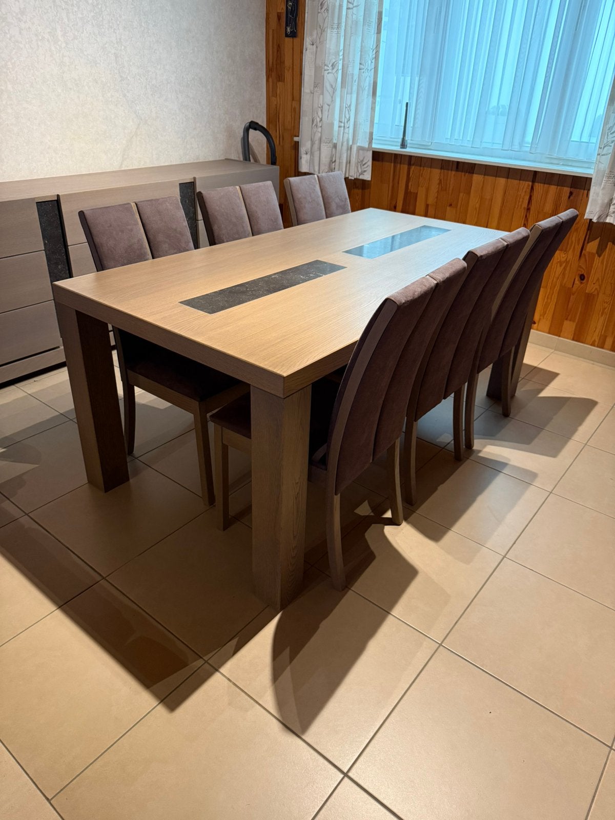Moderne eetkamer in nieuwe staat, Ophalen, Zo goed als nieuw