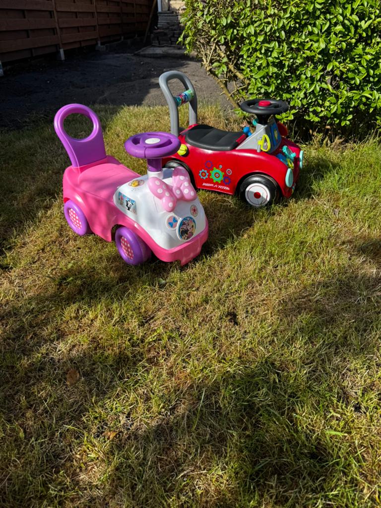 Kinder Loopauto’s / Ride on auto, Kinderen en Baby's, Ophalen, Zo goed als nieuw