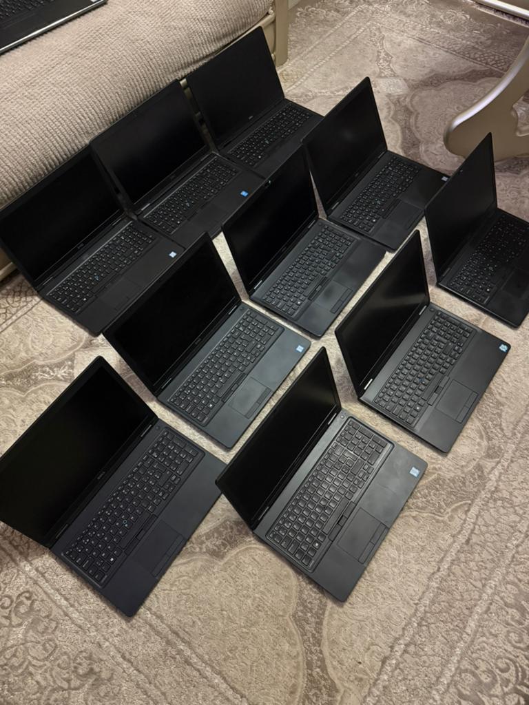 10 laptops dell, Ophalen of Verzenden, Zo goed als nieuw