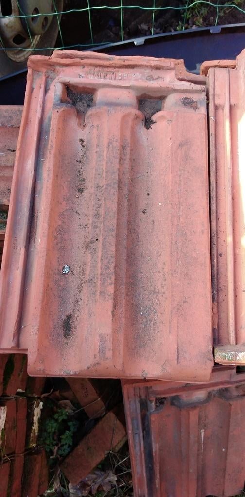 0477502490 Tucapannen, Doe-het-zelf en Bouw, Dakpannen en Dakbedekking, Gebruikt, Steen of Klei, Rood, Ophalen