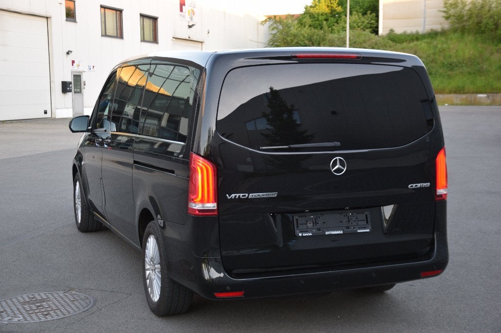 Mercedes-Benz Vito Tourer 116 CDI Pro lang Aut. 9PL, Auto's, Automaat, Zwart, Bedrijf, Diesel