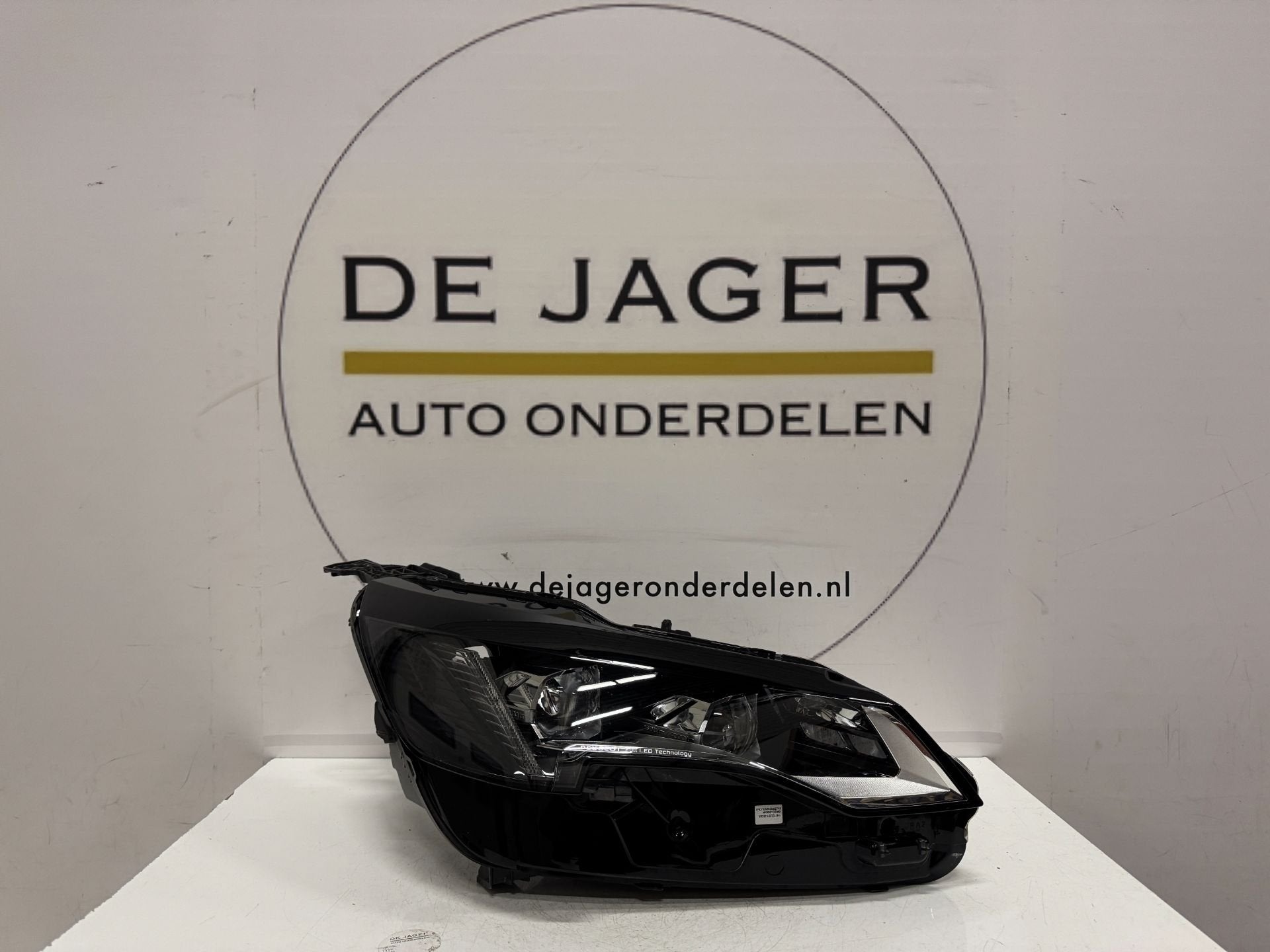 PEUGEOT 3008 5008 FACELIFT LED TECHNOLOGY KOPLAMP 9836230580, Taurusavenue 1
2132 LS  Hoofddorp, NL, Gebruikt, Contact.group@renault.com