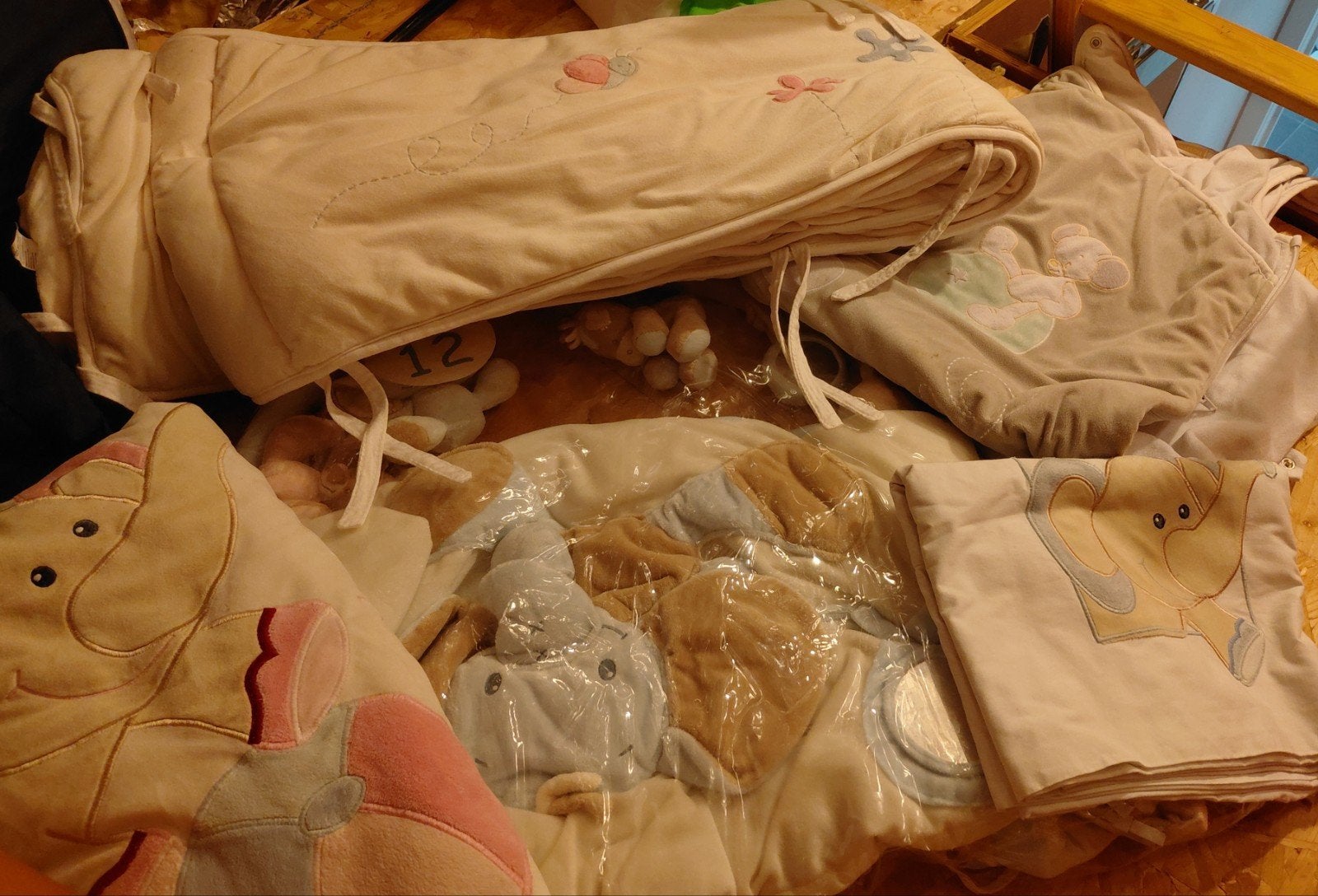Pakket parkomranding,slaapzak,speelmat, deken en laken, Enfants & Bébés, Couvertures, Sacs de couchage & Produits pour emmailloter