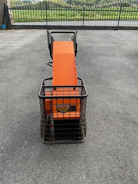 Houthakselaar, Ophalen, Zo goed als nieuw, Benzine, Eliet