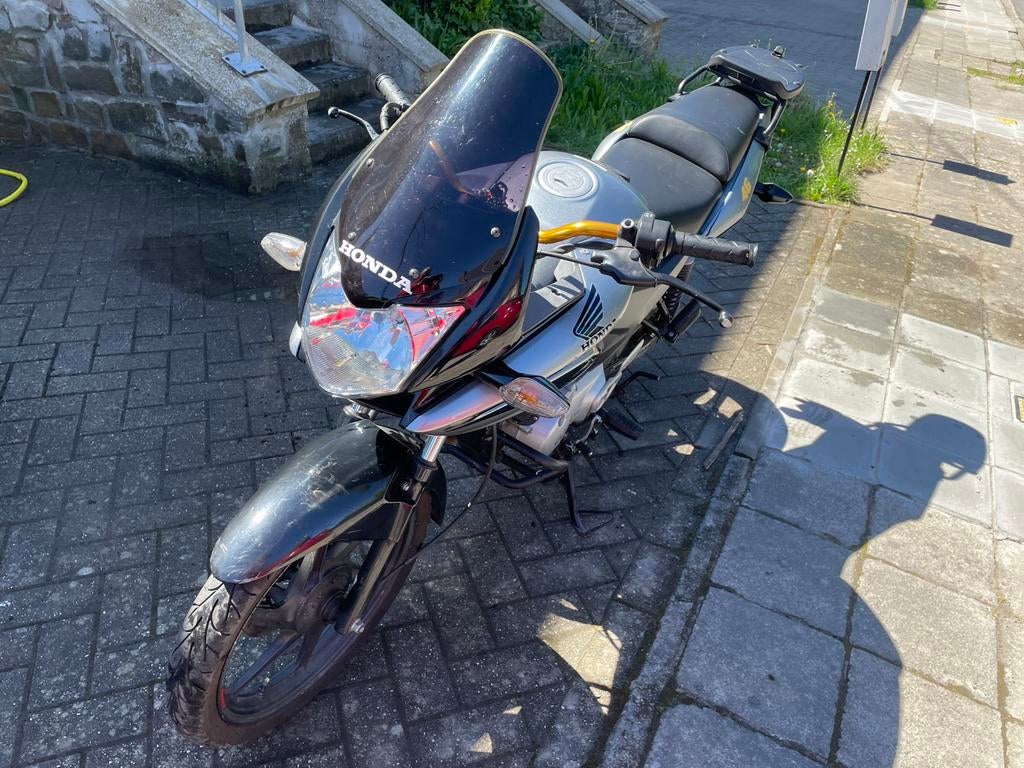 Honda cbf 125cc, Occasion, Particulier, 125 cc, Toermotor