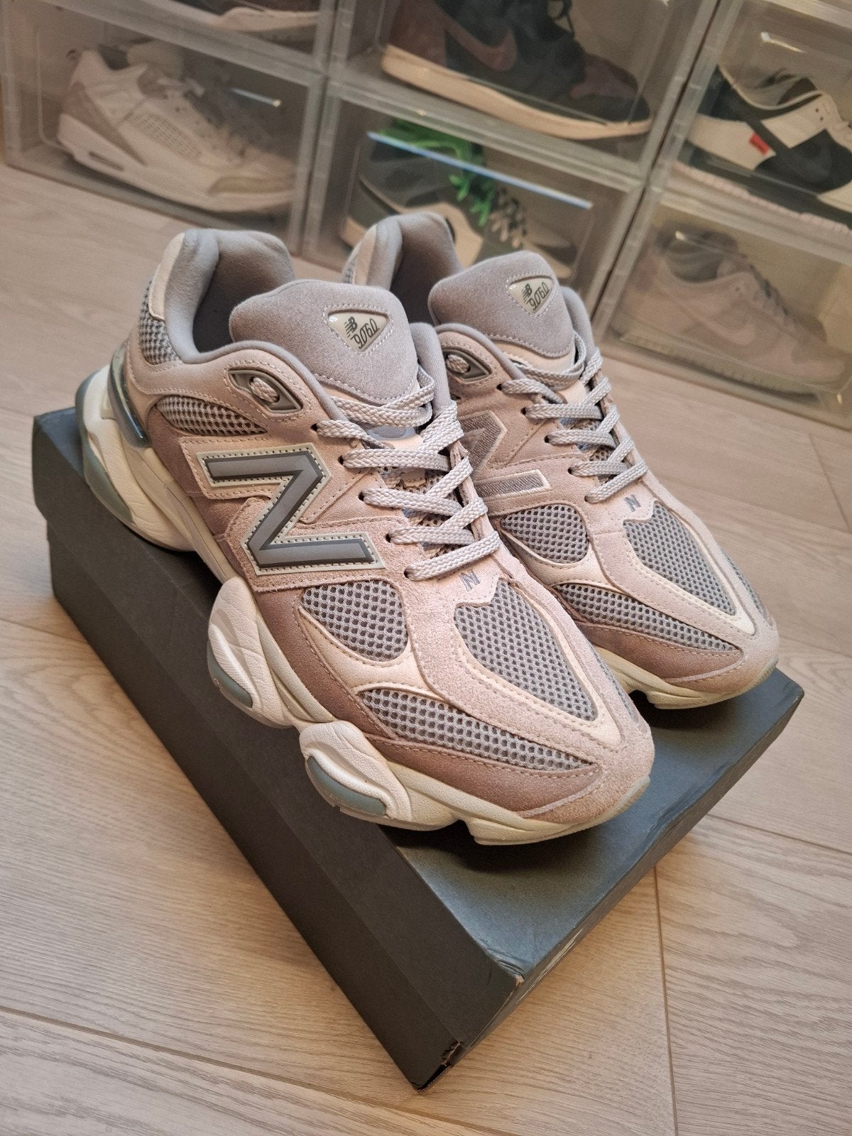 New Balance 9060 maat 44 – Slate Grey/Raincloud, Kleding | Heren, Overige kleuren, New balance, Ophalen of Verzenden, Zo goed als nieuw