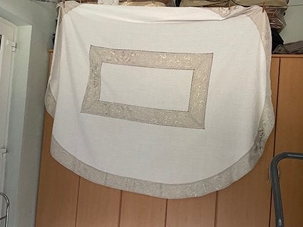 Groot ovaal tafelkleed, Huis en Inrichting, Ophalen, 240 cm, Katoen, Geborduurd