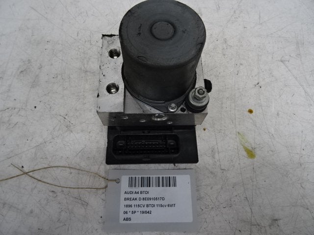 ABS POMP Audi A4 Avant (B7) (01-2004/06-2008) (8E0614517AK), Gebruikt, Audi