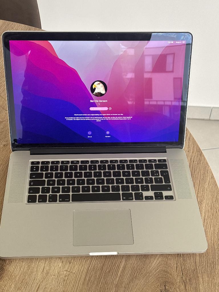 MacBook Pro 15 inch (goed werkende staat), MacBook Pro, Gebruikt, 256 GB, 2 tot 3 Ghz