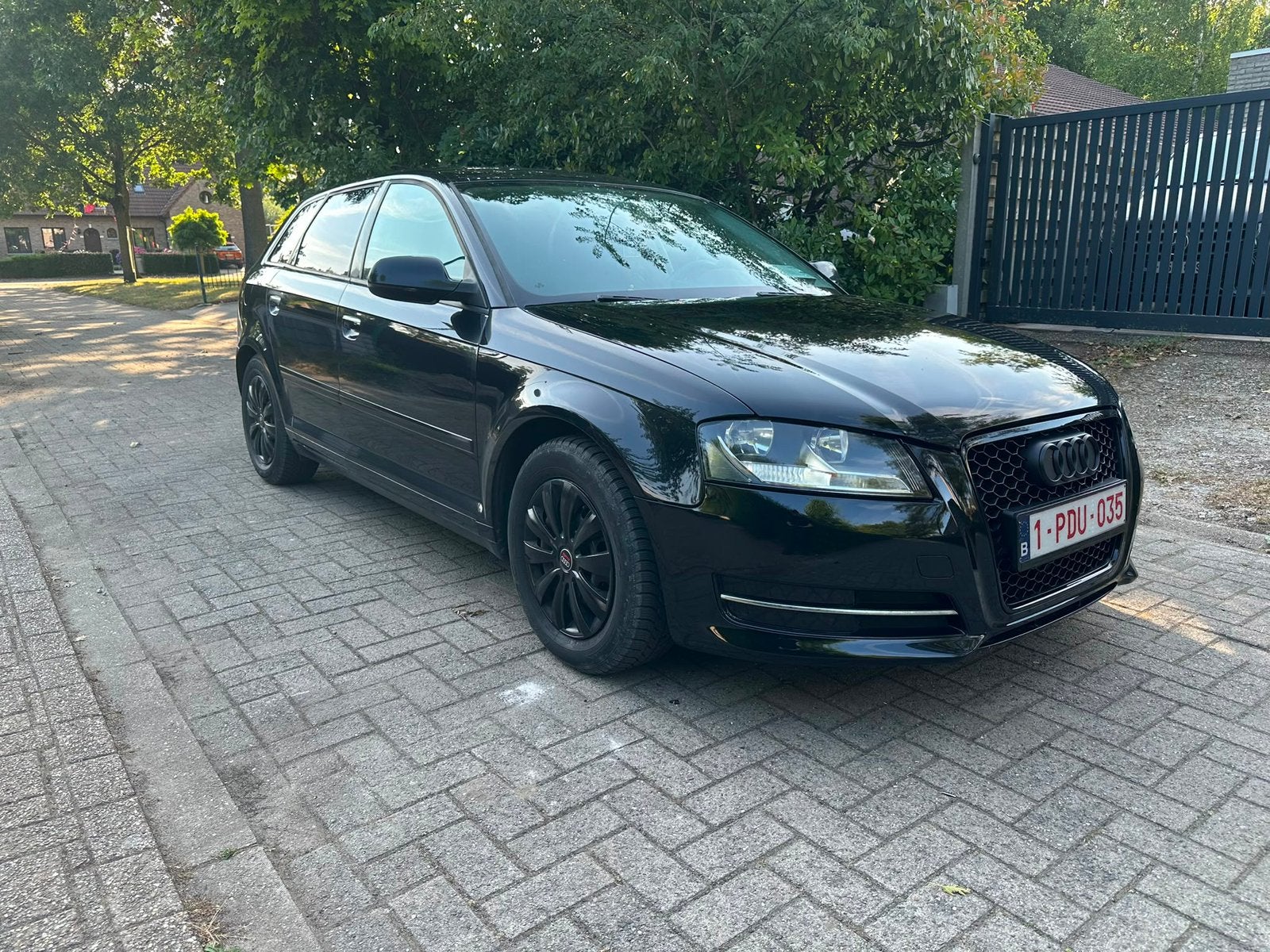 Audi A3-2011 5 portes - 16 diesel - Mooi - Wagon, Autos, Achat, Boîte manuelle, Noir, 5 portes