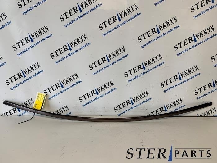 Bande décorative d'un Mercedes SL, 3 mois de garantie, Utilisé, -, -