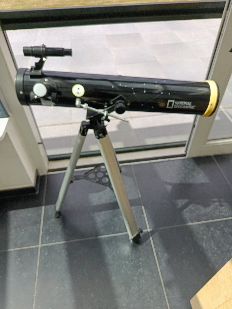 TELESCOOP NATIONAL GEOGRAPHIC 76/700, Ophalen, Met statief, Spiegeltelescoop (reflector), Zo goed als nieuw