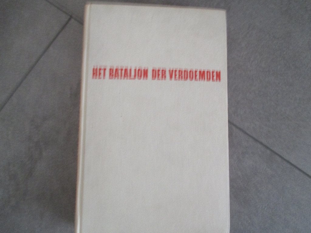 Bataljon der verdoemden (1961) Sven Hassel, Livres, Enlèvement ou Envoi, Utilisé