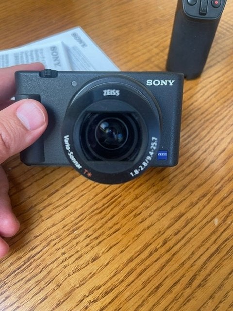 SONY ZV-1, TV, Hi-fi & Vidéo, Appareils photo numériques, 20 mégapixels, Moins de 4 fois, Comme neuf, Enlèvement