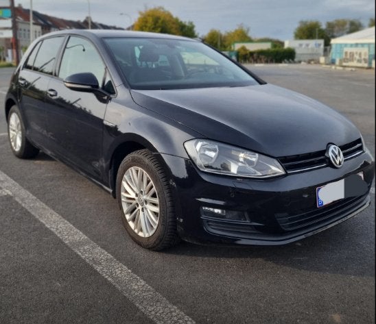 Volkswagen Golf 1.2 TSI Trendline 71000km, Auto's, Voorwielaandrijving, Stof, Zwart, Onderhoudsboekje