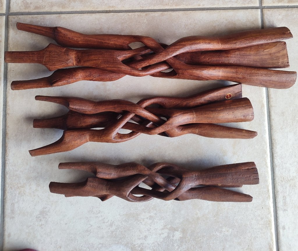 Inde artisanat: trépied(s) cobra sculpté(s) dans 1 seul bloc, Brun, Bois, Inde, Sculpté