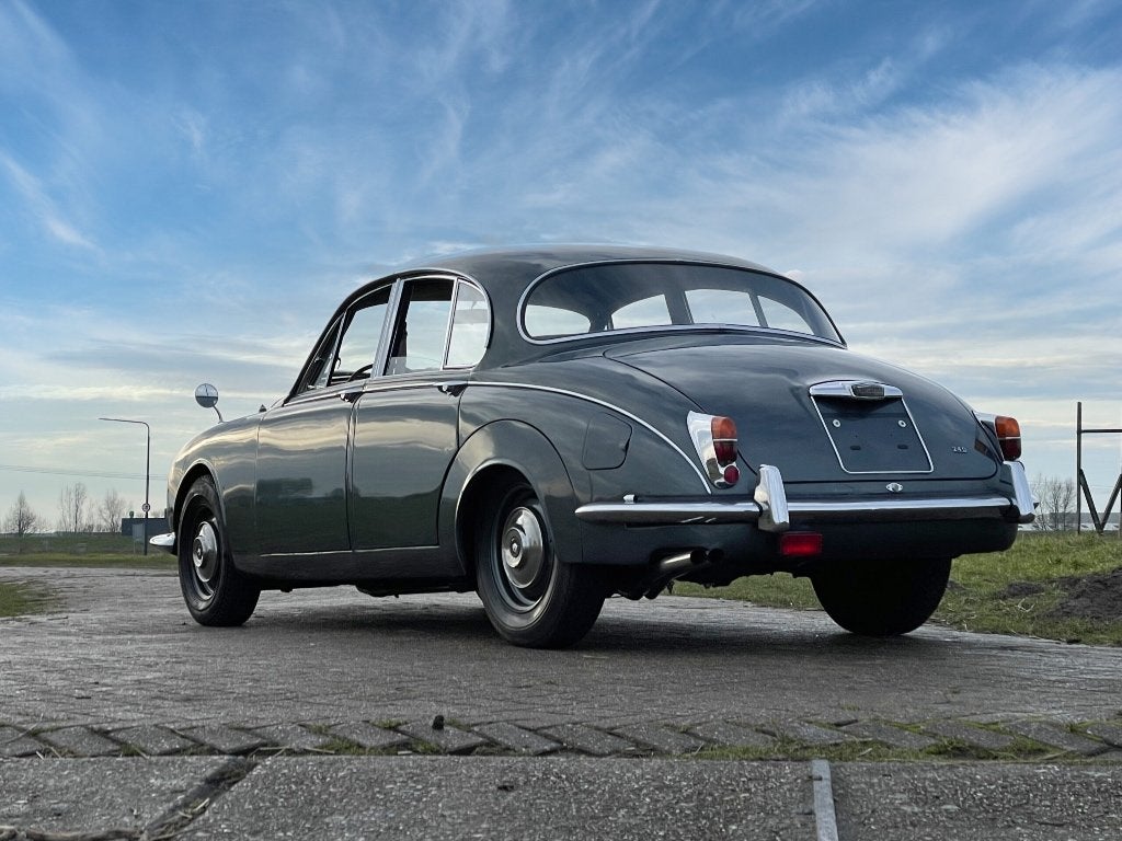 Jaguar 240 1968, Auto's, Jaguar, 4 deurs, Achterwielaandrijving, Overige modellen, Particulier