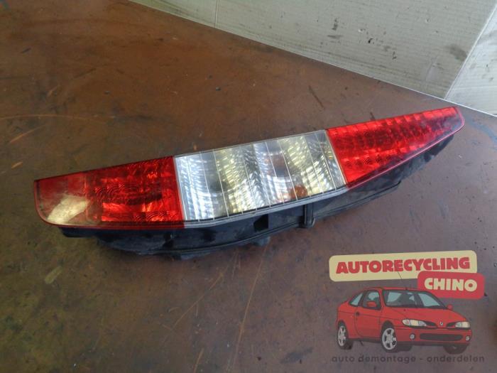 Achterlicht rechts van een Fiat Doblo, Gebruikt, -, -, Ophalen of Verzenden