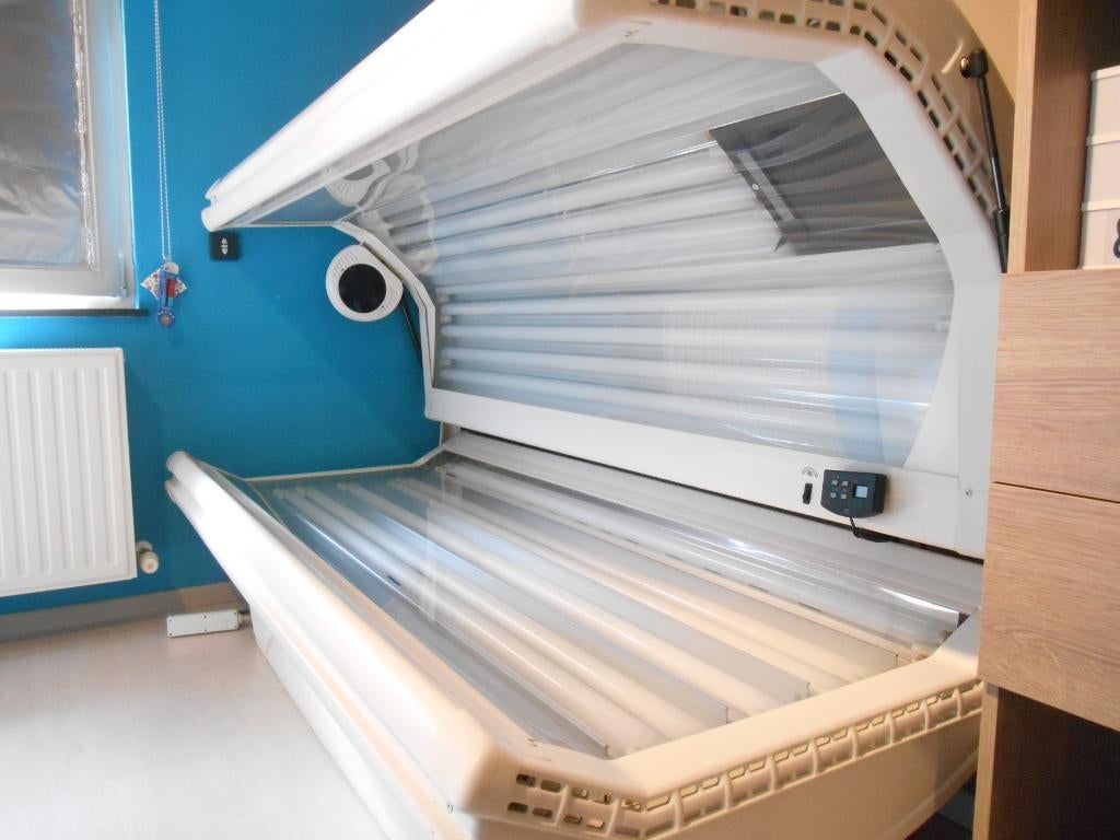 zonnebank sapphire hapro, Ophalen, Zo goed als nieuw, Gezichtsbruiner