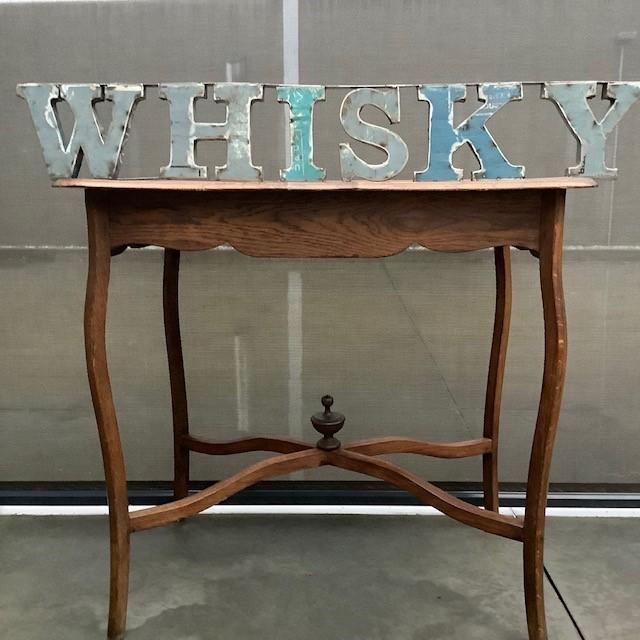 Metalen letters WHISKY - RICARD - CAVA, Ophalen of Verzenden, Gebruikt