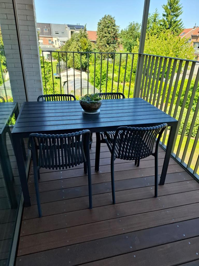 Tafel met 4 stoelen, Table à dinner, Salons de jardin, Comme neuf, Synthétique