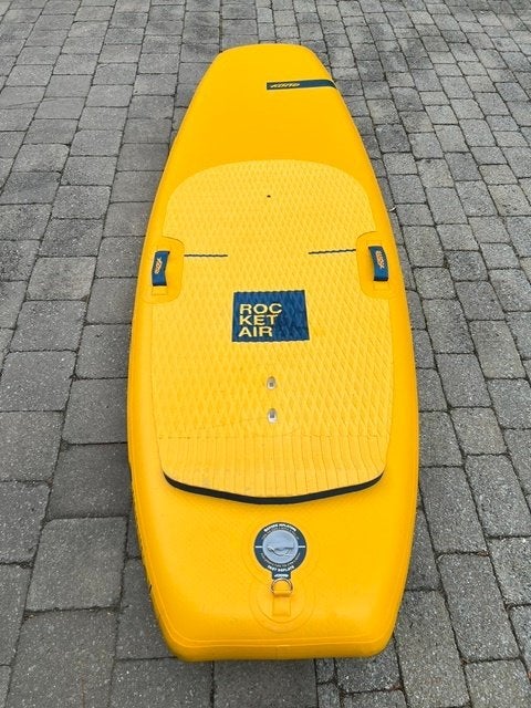 F-One Rocket Air 7'11 opblaasbaar bord (185L), Watersport en Boten, Ophalen, Zo goed als nieuw, SUP-boards