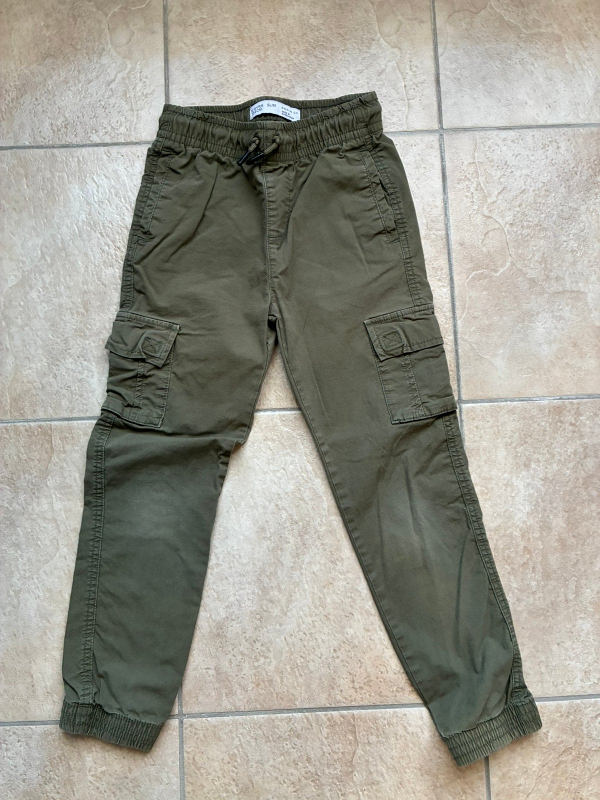 Jingensbroek maar 134, Kinderen en Baby's, Kinderkleding | Maat 134, Ophalen, Zo goed als nieuw