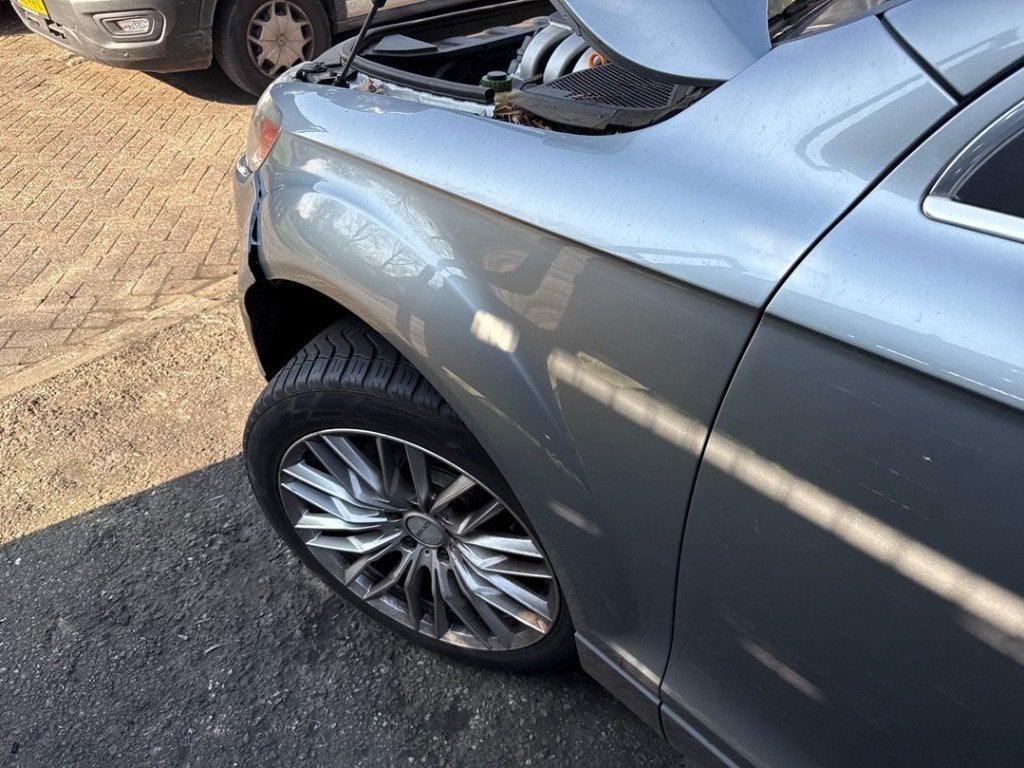 AILE AVANT GAUCHE Audi Q7 (4LB) (|4L0821101|), Autos : Pièces & Accessoires, Auto-Union-Straße  1,
85057  Ingolstadt, DE, Garde-boue