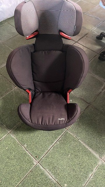 siège enfant- marque Rodifix, Enfants & Bébés, Enlèvement, Chicco