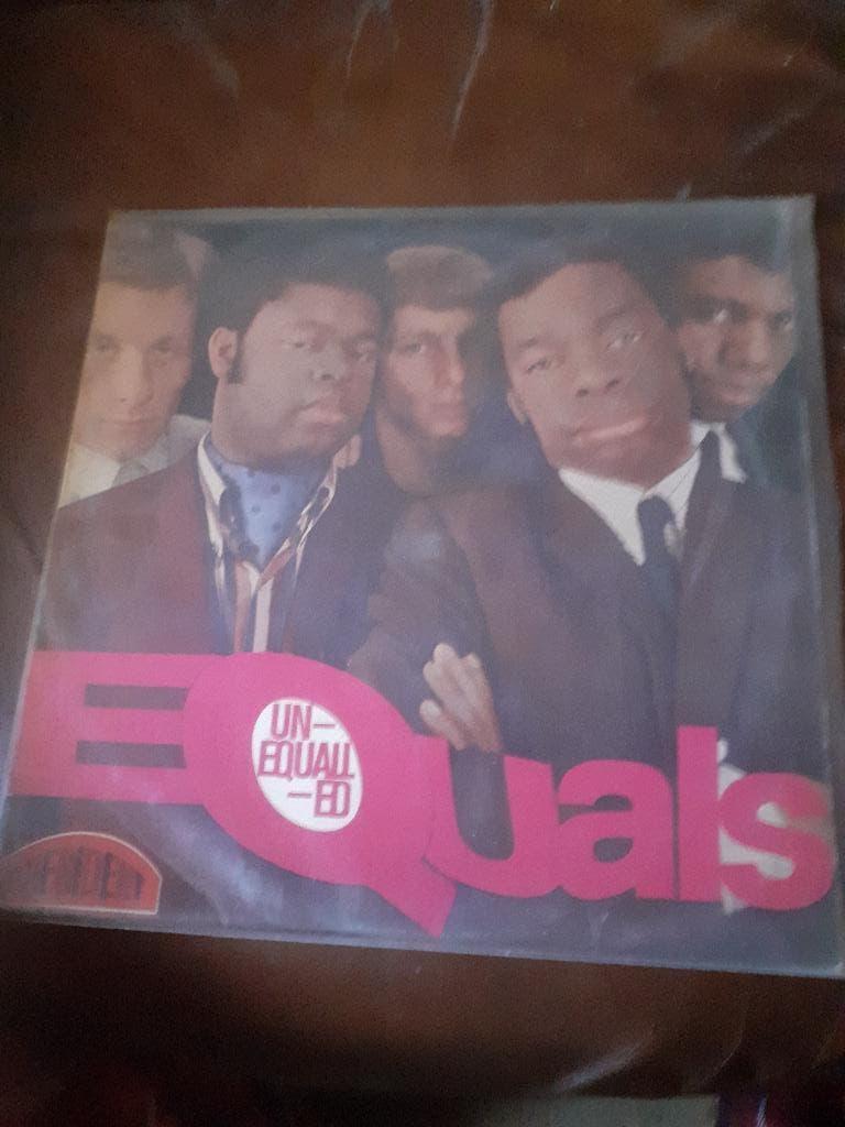 LP Equals : Unequalled, Ophalen of Verzenden