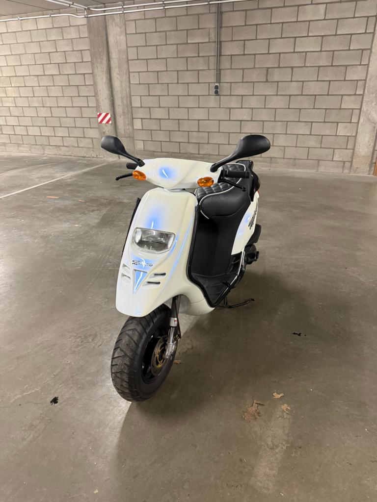 Piaggio Typhoon A1 125cc, Vélos & Vélomoteurs, Vélomoteurs & Scooters bridés, Comme neuf, Piaggio, Enlèvement