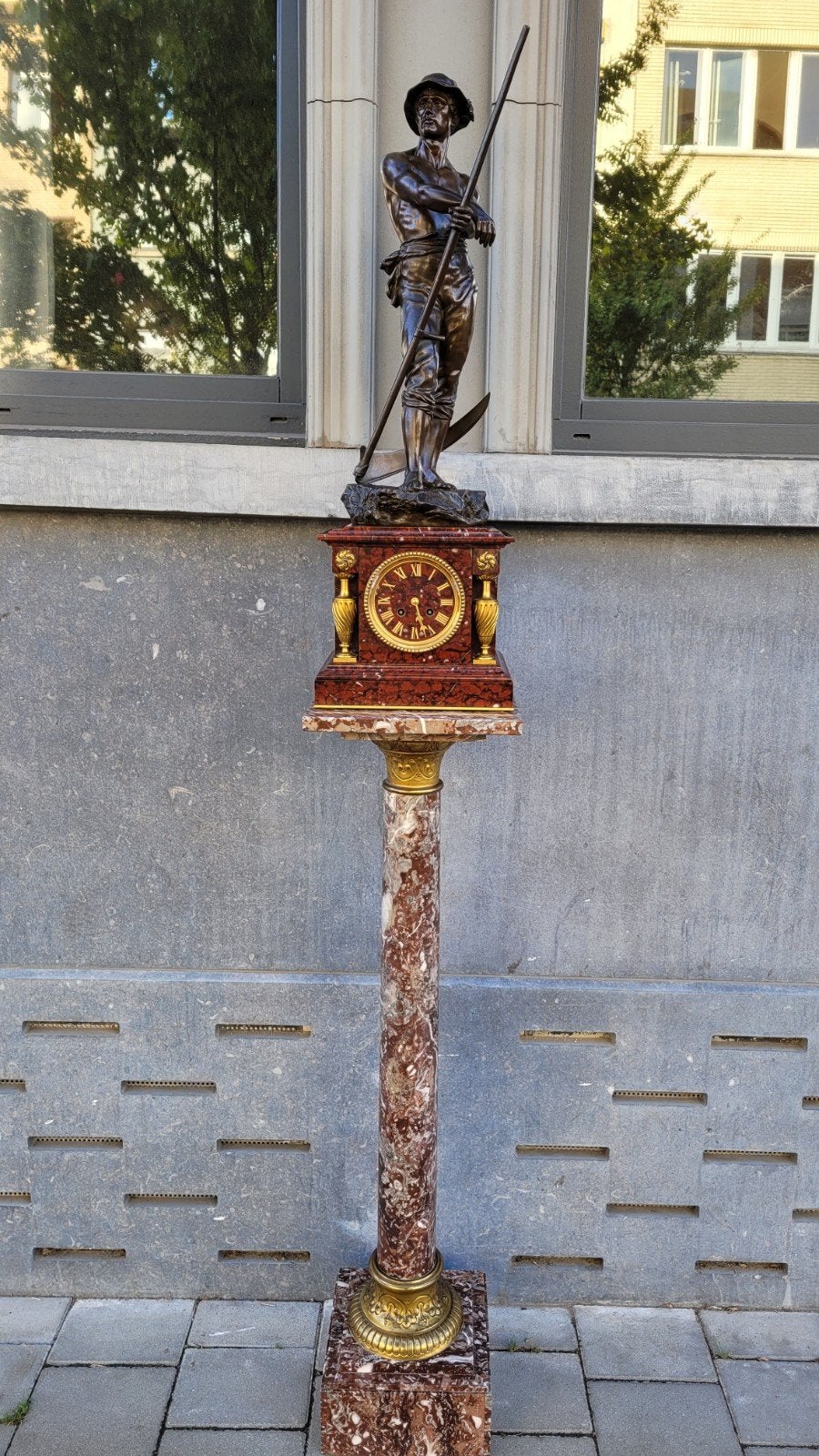 Charles Octave LEVY (1840-1899) « Faucheur », une statue en, Enlèvement