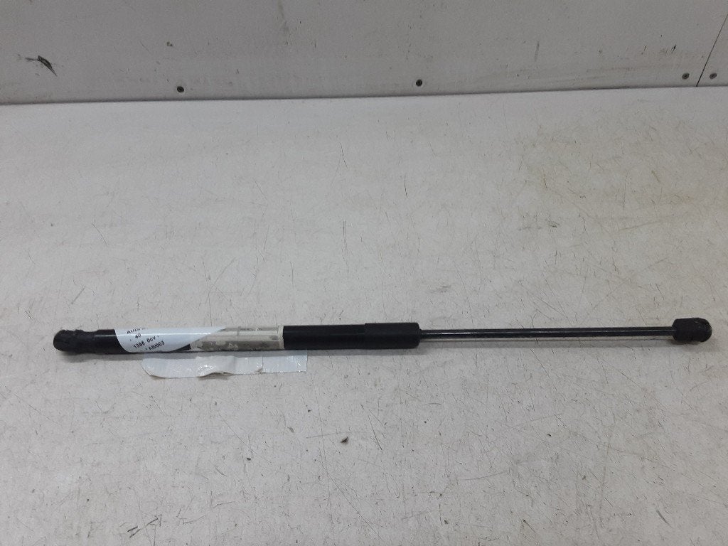 GASDRUKVEER Audi A1 (8X1 / 8XK) (8X3827552), Gebruikt, Mevr. I. Hauben, Audi, Rue de l'Espoir 34 34
4030  GRIVEGNÉE, BE