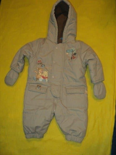 disney , une combinaison taille 6 mois, Kinderen en Baby's, Ophalen of Verzenden