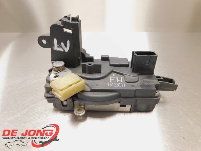 Deurslot Mechaniek 4Deurs links-voor van een Opel Astra, Gebruikt, -, -, Opel