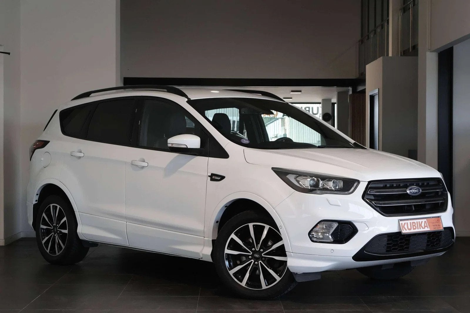 Ford Kuga 1.5 EcoBoost FWD ST Line Camera Elek.V Garantie*, Volant multifonction, 177 g/km, Achat, Entreprise