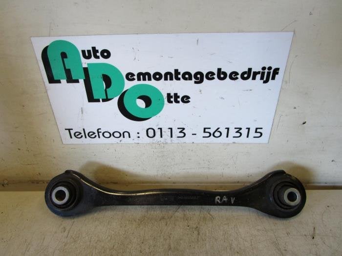 Draagarm rechts-achter van een Volkswagen Golf (Golf 04-), Gebruikt, -, -, Ophalen of Verzenden