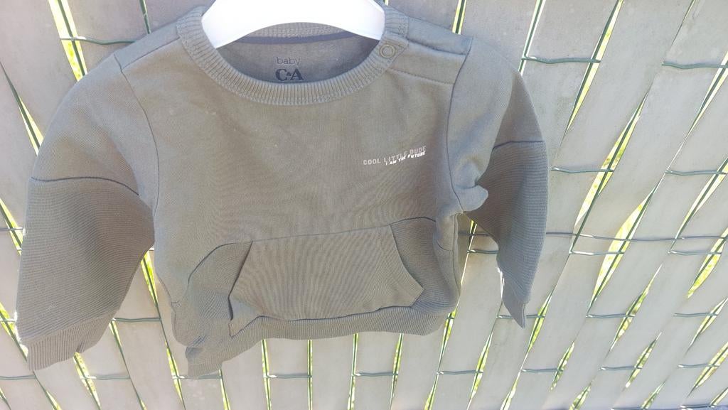Babysweater maat 80, Ophalen