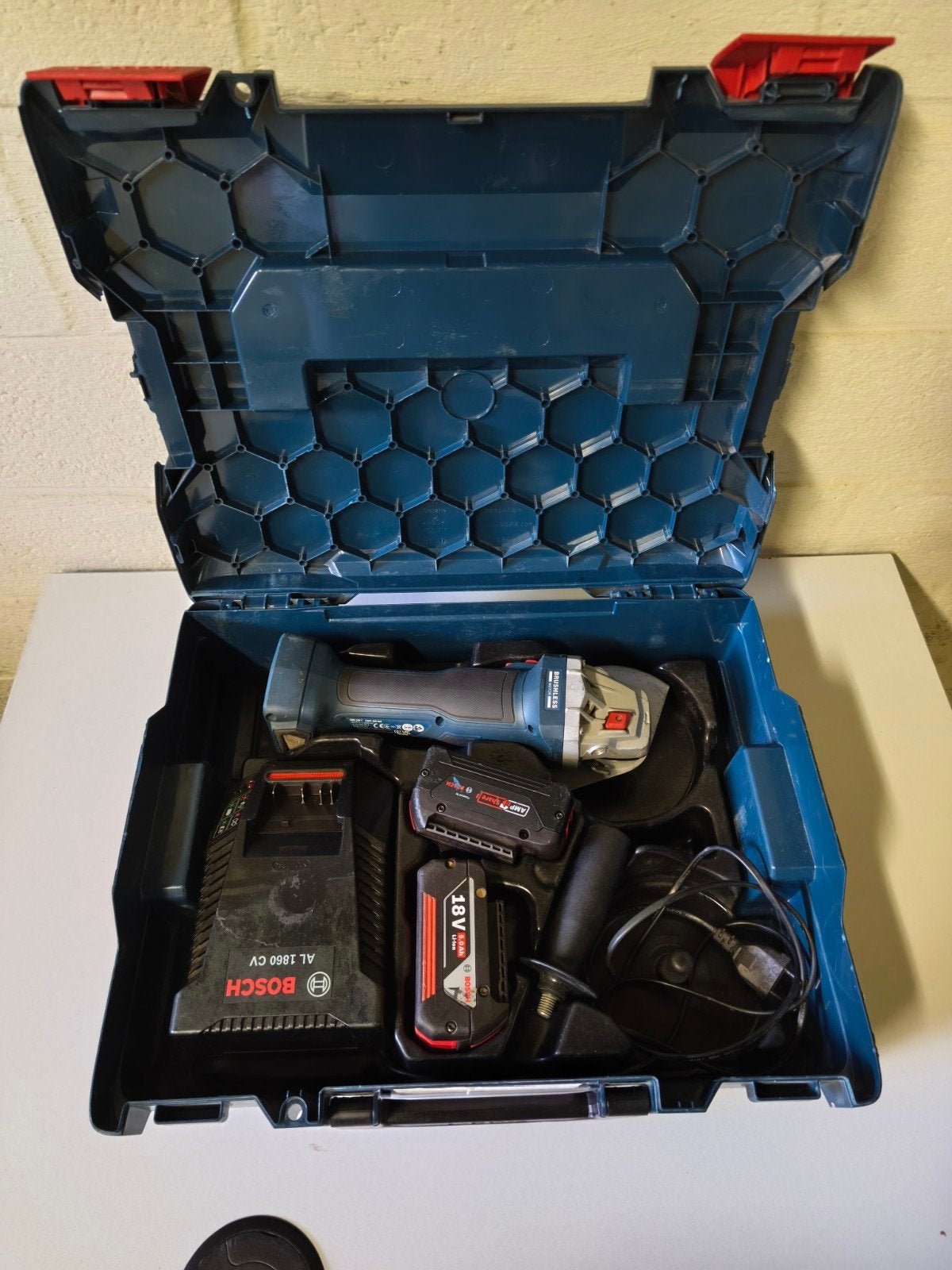 Bosch GWS 18V-7 Professional accuhakseslijpmol, Doe-het-zelf en Bouw, Ophalen of Verzenden, Gebruikt, Minder dan 700 watt, Haakse handslijpmachine
