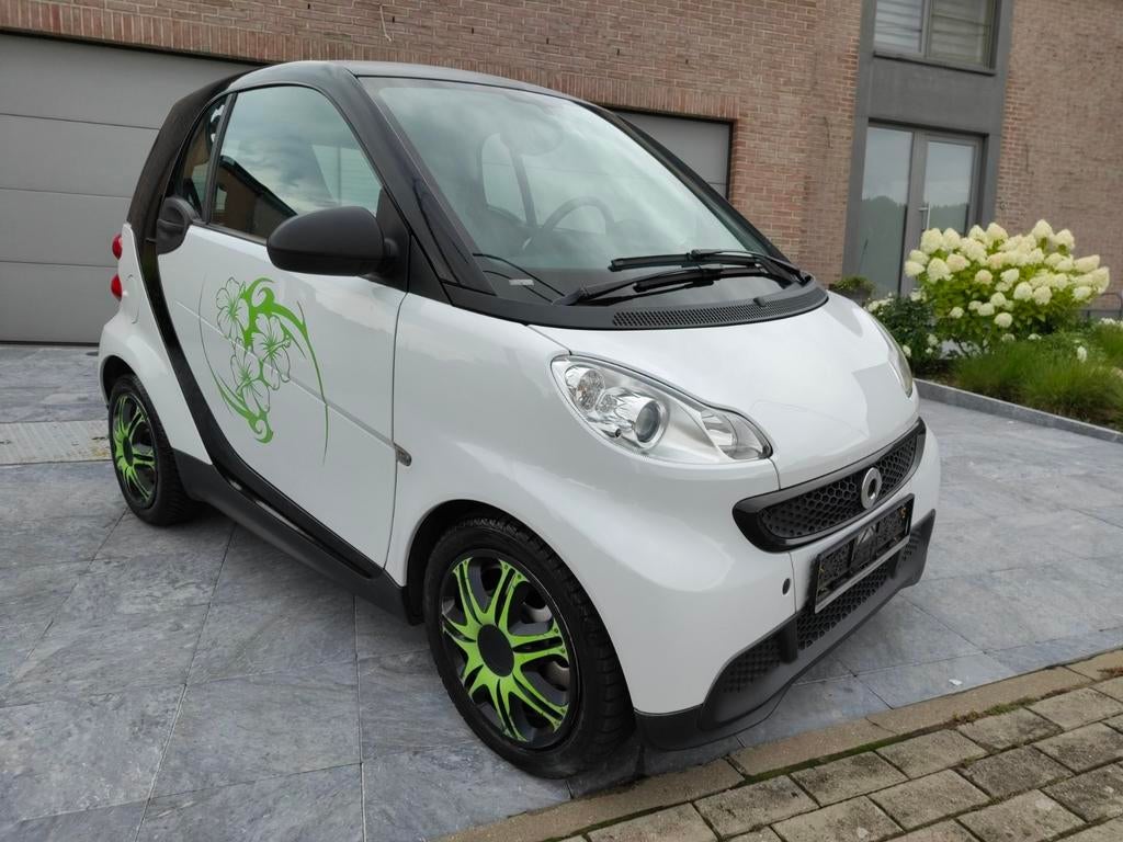 Smart Fortwo 1.0 MHD Pure – Essence – 08/2012 – Carnet comp, Euro 5, Entreprise, 2 places, 2 portes