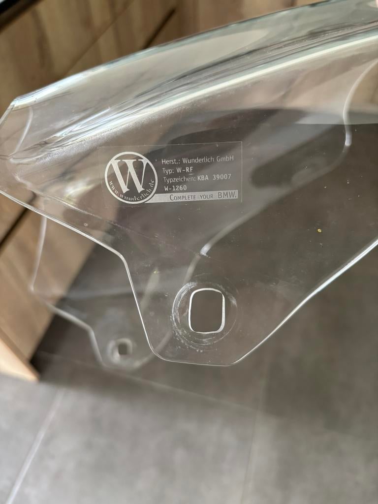 Windscherm Wunderlich, Motoren, Ophalen