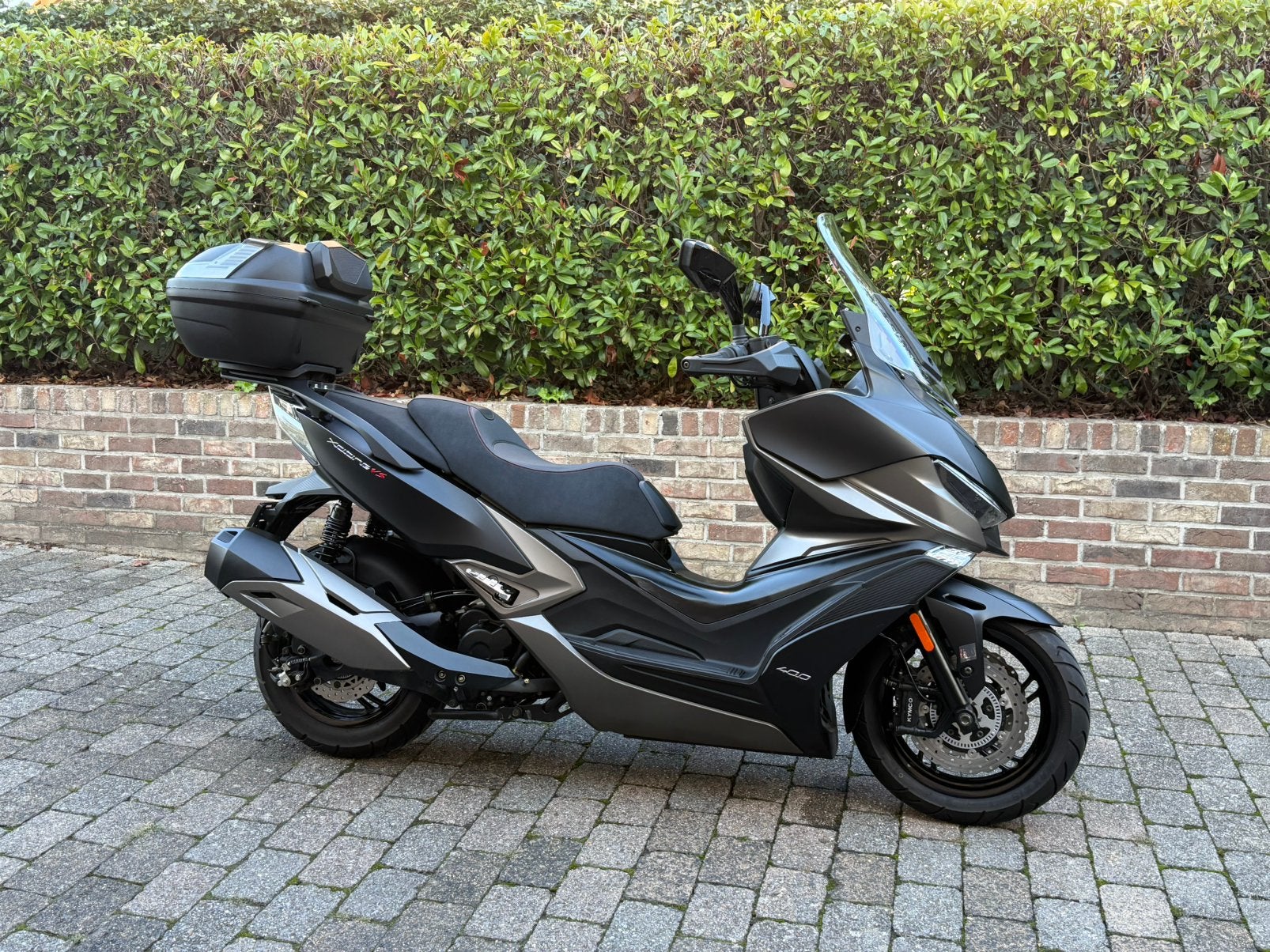 Kymco Xciting 400i, Enlèvement