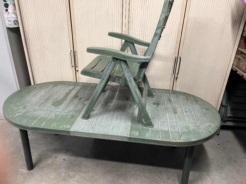 Tafels en stoelen, Tuin en Terras, Ophalen, Gebruikt, Ovaal, Plastic