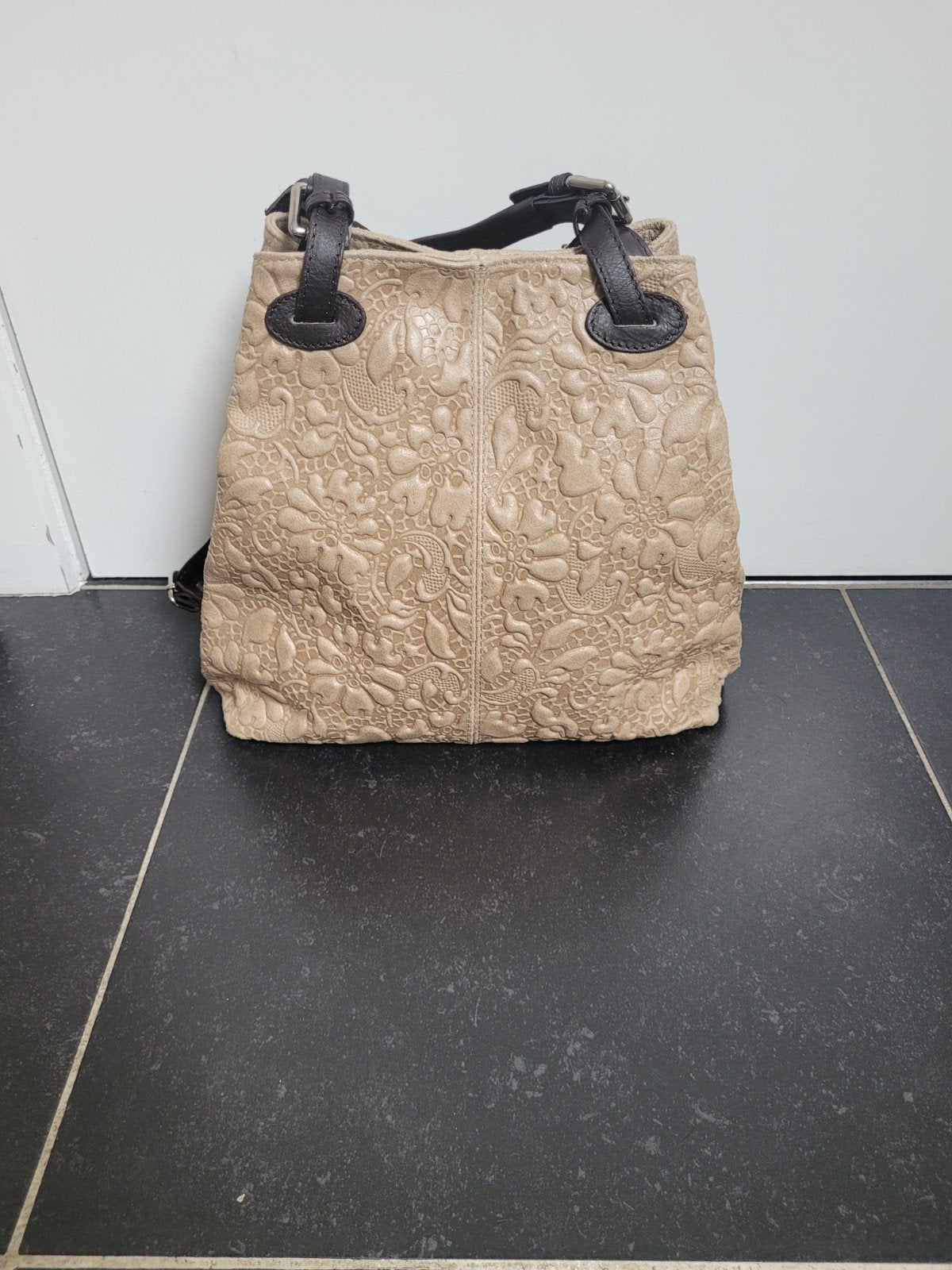 Prachtige nieuwe beige lederen handtas, Handtassen en Accessoires, Ophalen, Nieuw, Beige, Handtas