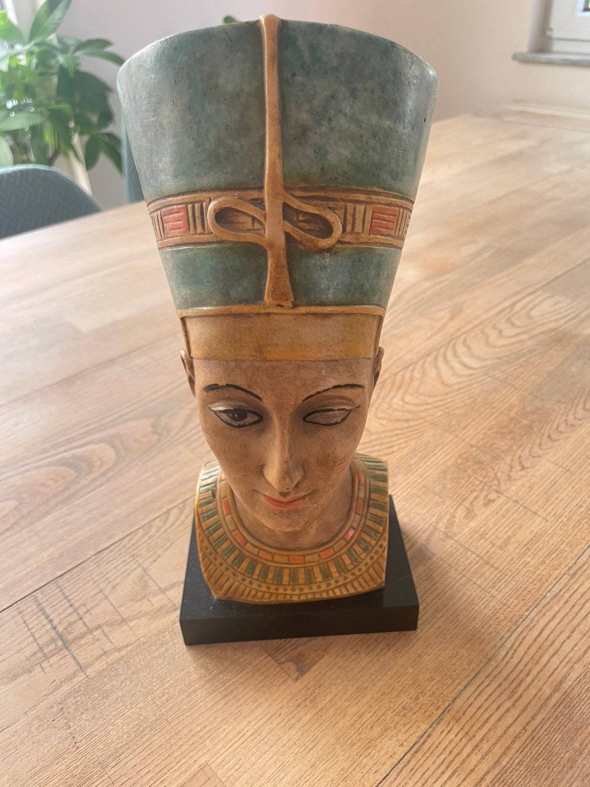 Buste décoratif de Nefertiti, Enlèvement ou Envoi, Utilisé