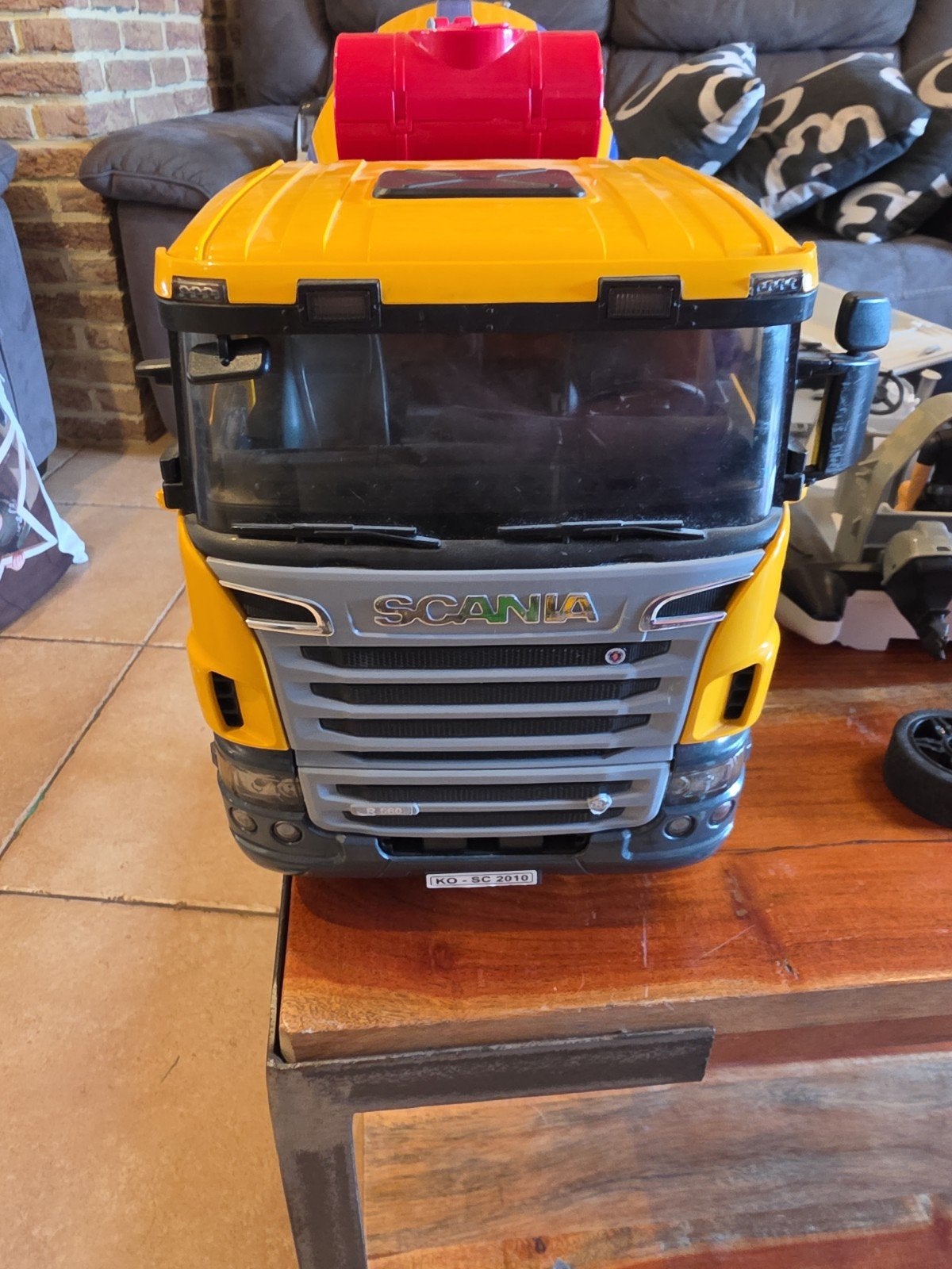 Camion béton Scania Bruder