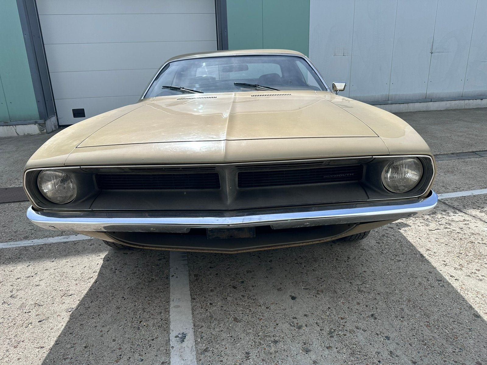 Plymouth Barracuda 1970 - slant 6 - origineel Belgische auto, Auto's, Achterwielaandrijving, Zwart, Overige kleuren, Leder