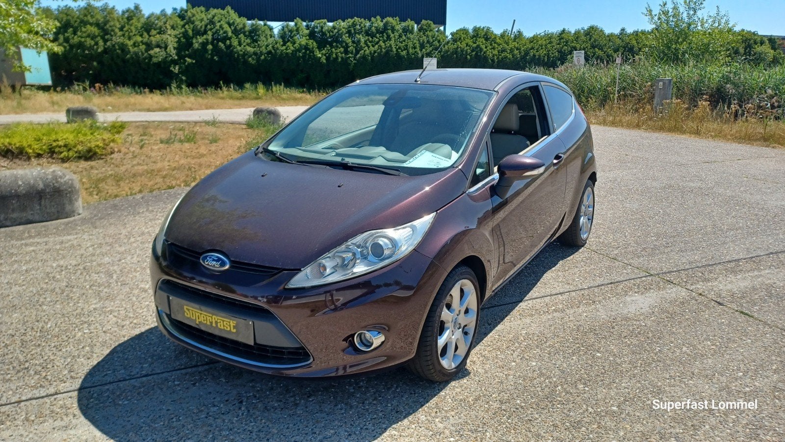 Ford Fiesta 1.2 benzine, Autos, Ford, Entreprise, Fiësta, Jantes en alliage léger, Peinture métallisée, Phares antibrouillard