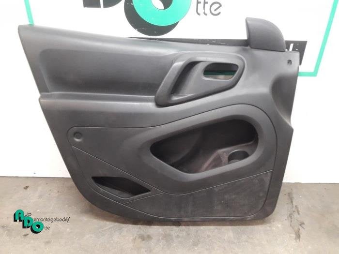 Revêtement portière 2portes gauche d'un Peugeot Partner (P, -, 3 mois de garantie, Utilisé, -