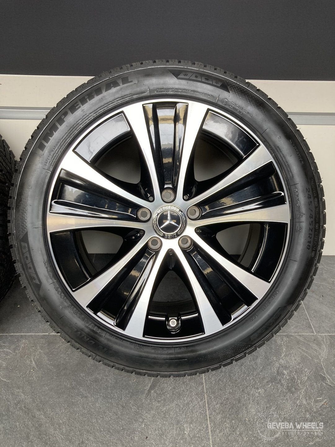 18” originele Mercedes Vito / E W213 velgen allseason banden, Autos : Pièces & Accessoires, Pneus & Jantes, Pneus et Jantes, 245 mm